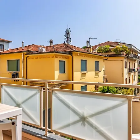 Hostly-suite Ai Pubblici Macelli-pochi Passi Dalle Mura Lucca